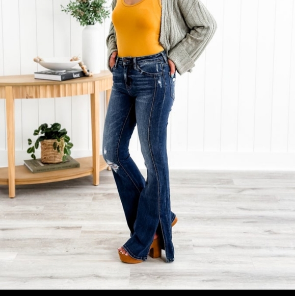 Vervet distressed high rise super flare with front seam - Picture 2 of 3